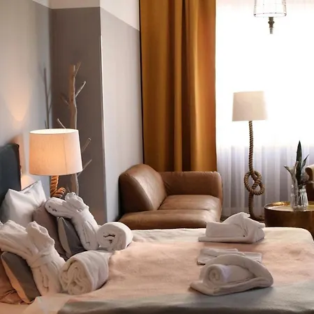 First Sellin Apartement 5 *